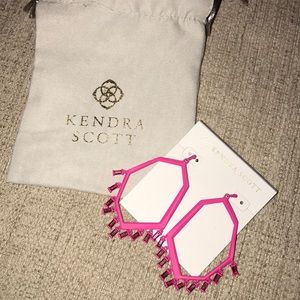 KENDRA SCOTT NEW Hot pink Thomas Drop Earrings